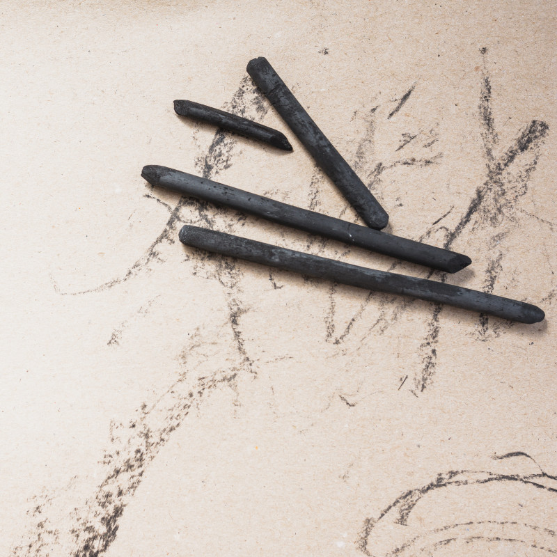 atelier-fusain-libre-droits-freepik-2-1023